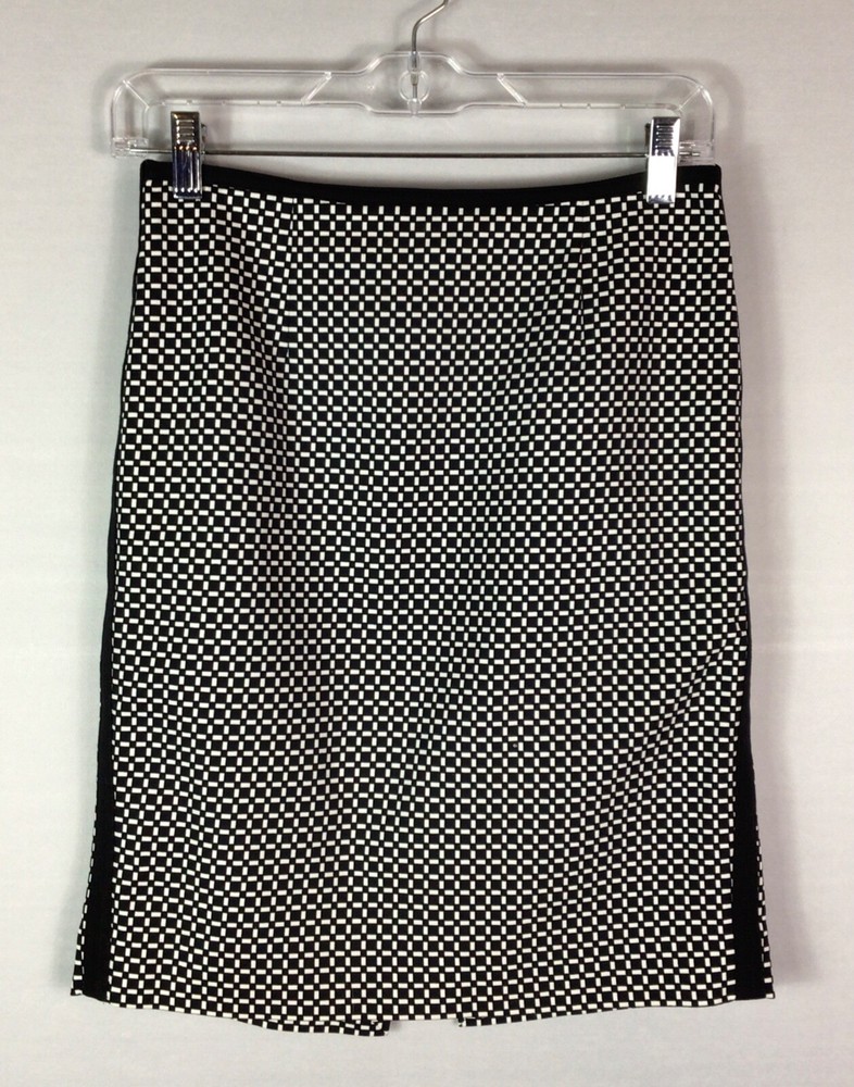White House Black Market Skirt Womens Size 0 Black White Pencil Slit Back Zip