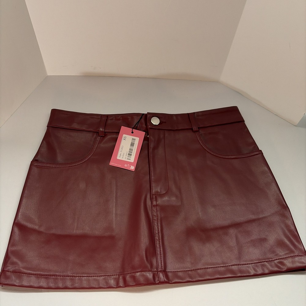 Faux Leather Mini Skirt Juniors Edikted Dark Red. Size XS. New With Tags