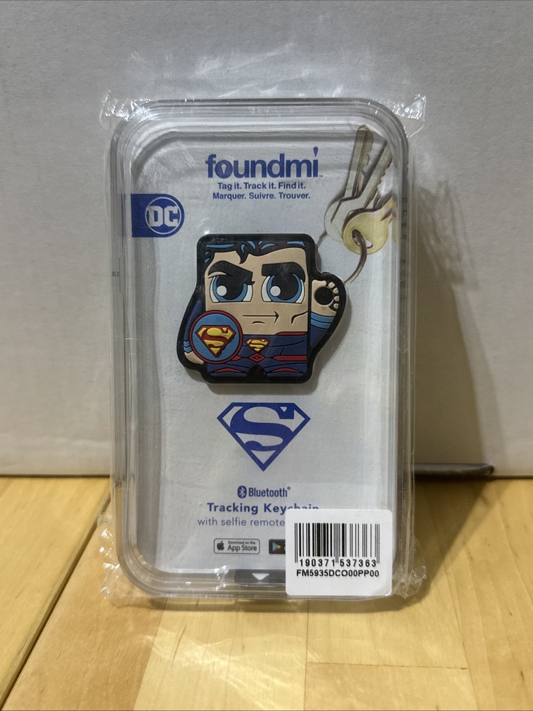 DC Comics Superman Foundmi Bluetooth Tracking Remote Keychain NIB