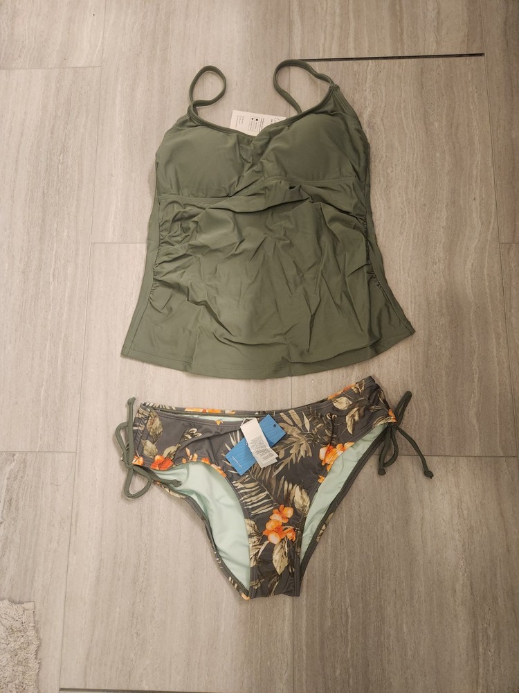 Cupshe Swimsuit 2-Piece Ruched Bikini Set Size Medium Green Floral