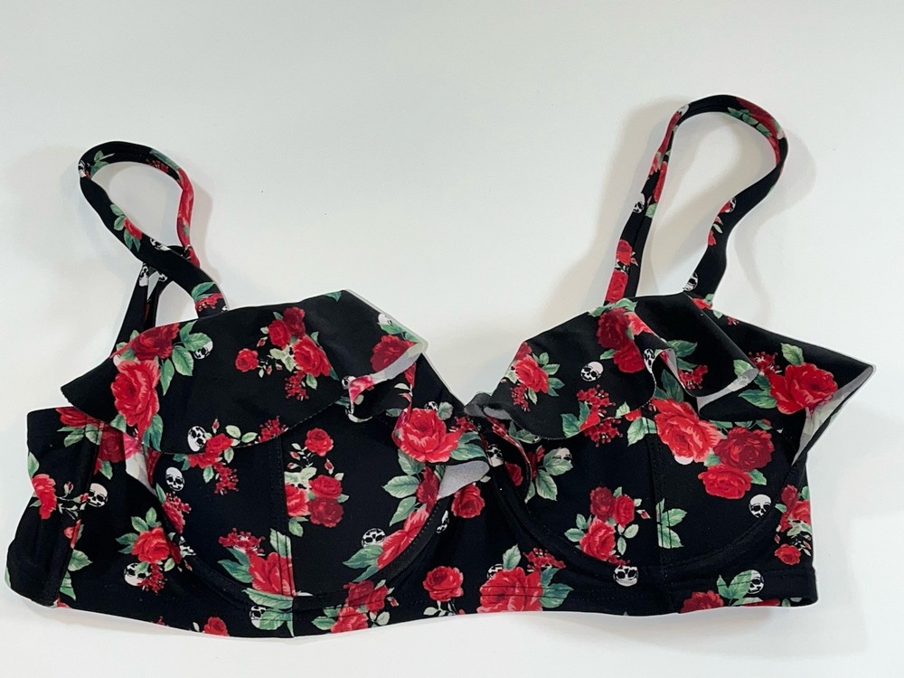 Hot Topic Flounce Ruffles Skull Underwire Lined Punk Bikini Top Size Medium