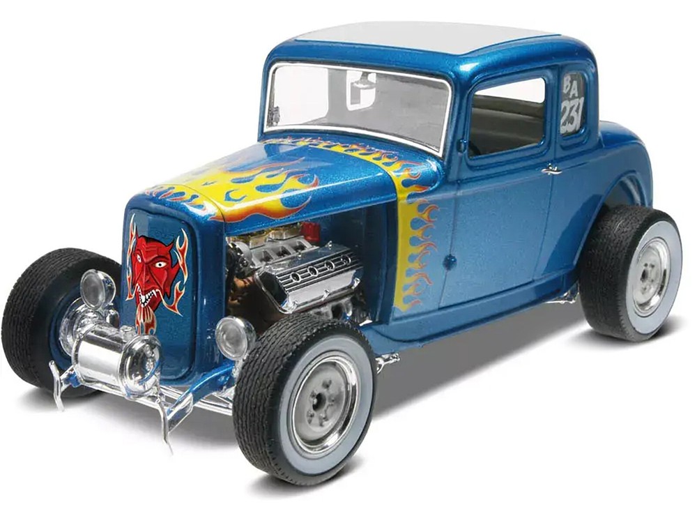 Revell 1/25 Scale 1932 Ford 5-Window Coupe Level 5 Model Kit with 2-in-1 Design