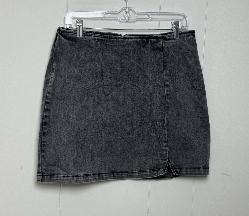 Wild Fable Women’s Cotton Blend Faded Charcoal Denim Back Zip Mini Skirt Size 12