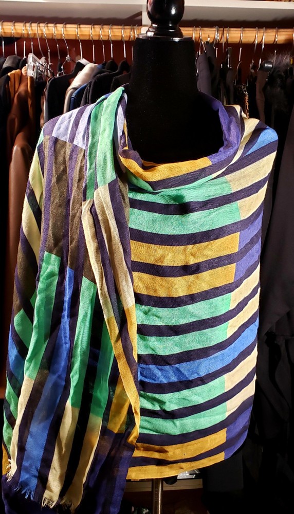 Tommy Bahama/Echo Women's Wool Blend Color Block Stripe NWOT Rectangle Scarf