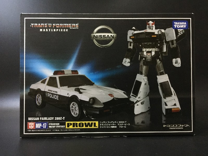 Figura de acción Transformers Masterpiece MP-17 MP17 Prowl Nissan Fairlady en caja
