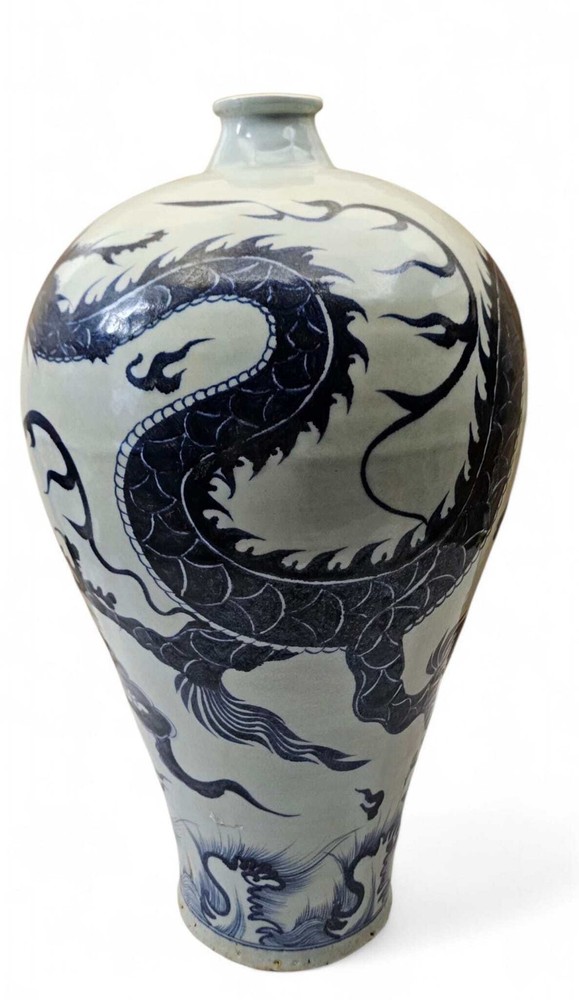 Old Chinese Yuan Dynasty style Blue White Porcelain Meiping