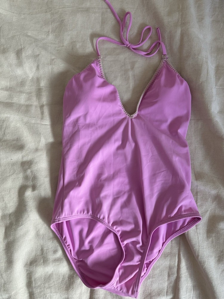 Victoria’s Secret Women's One Piece Swim Suit Size small Pink Plunge Neckline