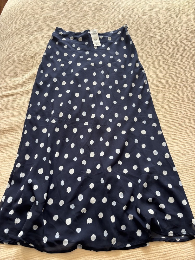 Womens Abercrombie Navy Blue Polka Dot Midi Skirt Women’s NWT Satin size: Medium