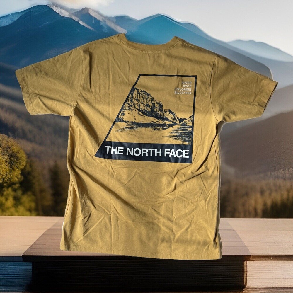 North Face Mens Medium M Yellow Short Sleeve Tee with Embroidered Vinyl Logo
