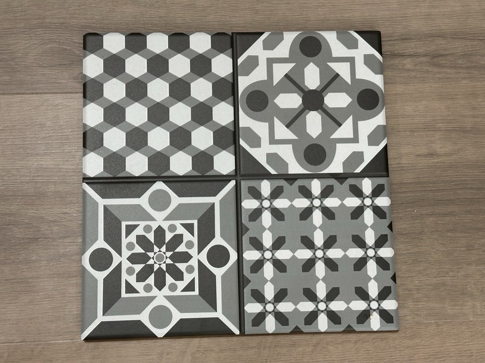 IKEA Mallsten Outdoor Deck Tile White Gray 0.97 sq ft Qty 1