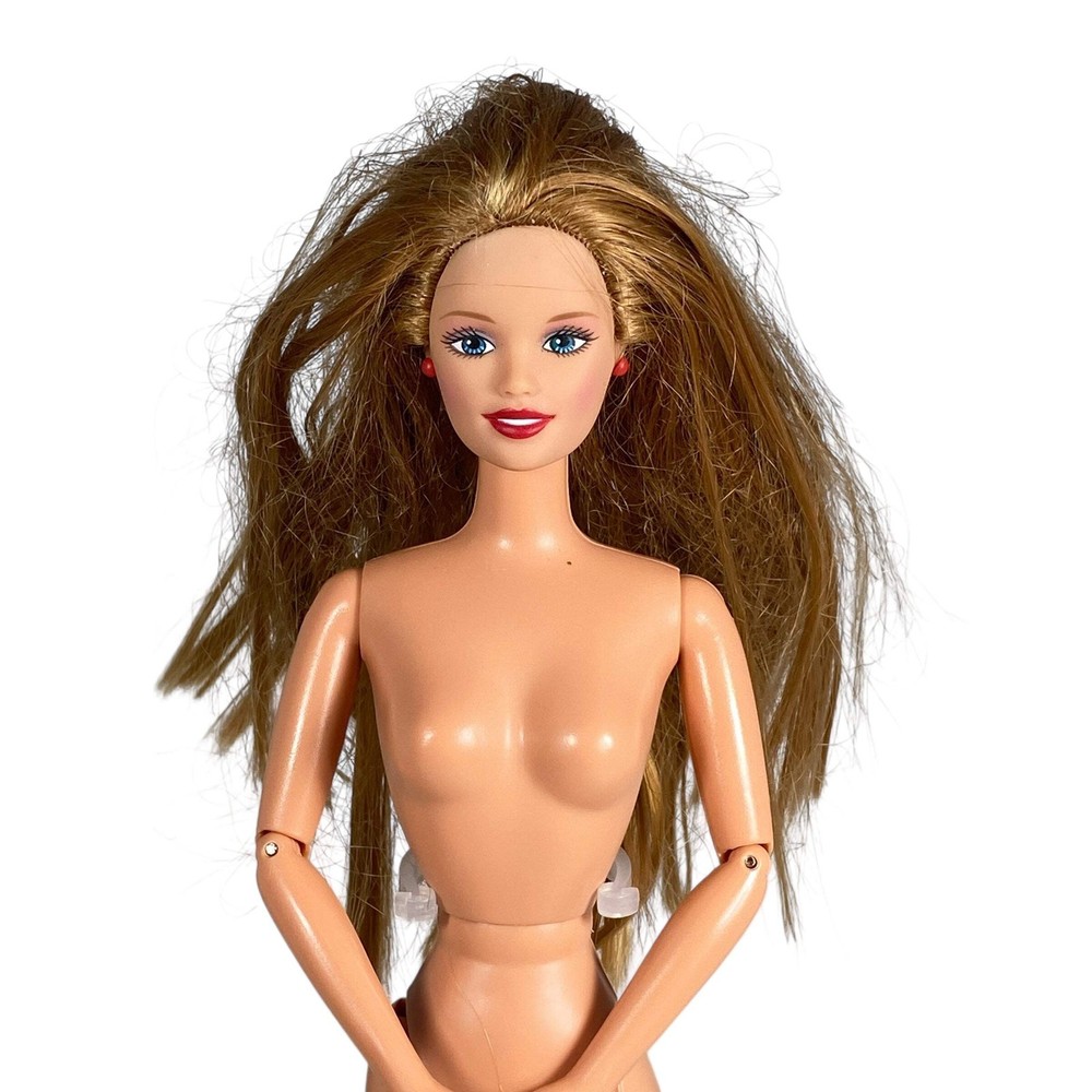 1999 School Photographer Becky Barbie #20202 Doll