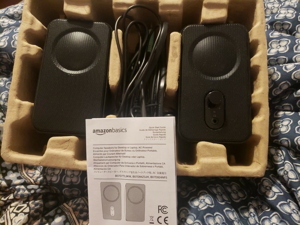 AmazonBasics Computer Speakers for Desktop or Laptop PC | USB-Powered Black B3-image
