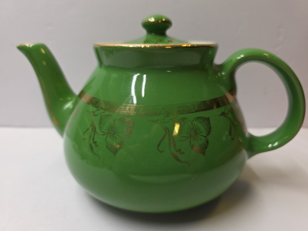 Hall Green Teapot Gold Floral Trim  6 Cup Made in USA