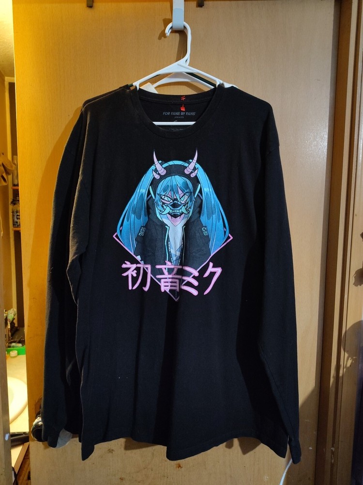 Hatsune Miku T-Shirt Vocaloid. Size XL Long Sleeve Anime Shirt CRYPTON
