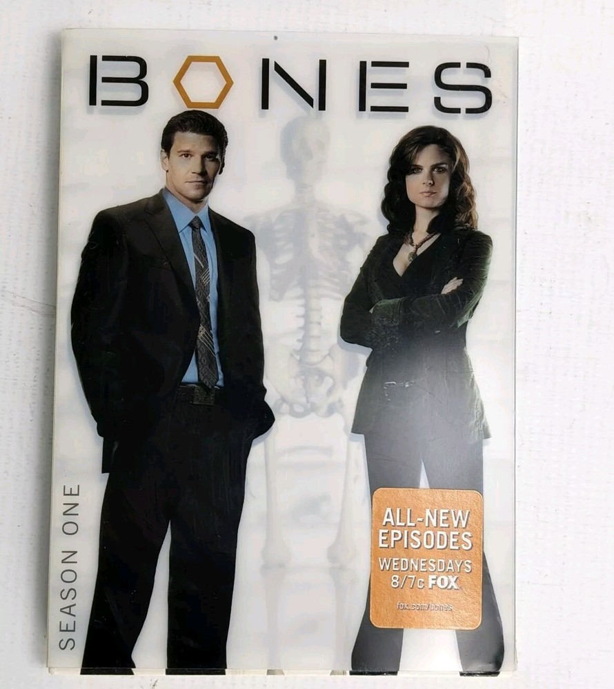 Bones: The Complete First Season DVDs 4 discs