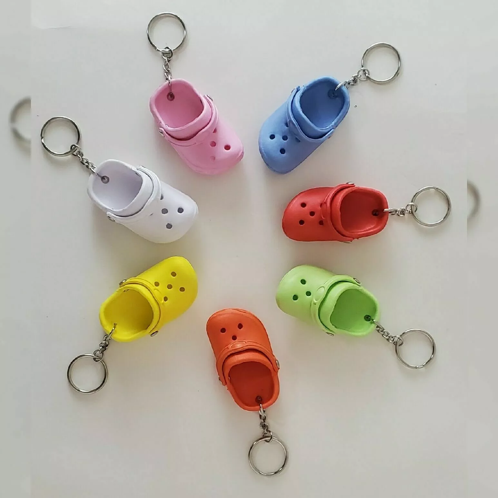 CROCS MINI SHOES SANDALS KEYCHAIN UNISEX MULTICOLOR KEY HOLDER NOVELTY/GIFT