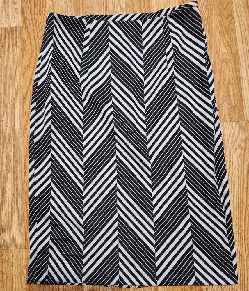 HALOGEN Womens Black White Chevron Knee Length Pencil Skirt Size 12 Zip Back