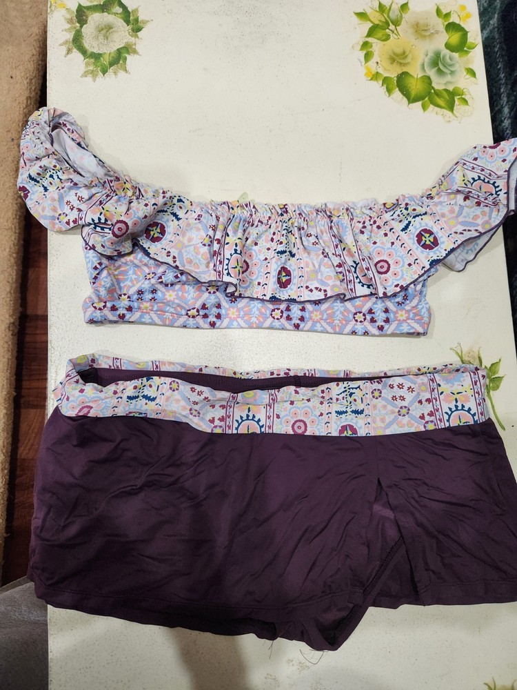 Bleu by Rod Beattie Women's Size 8 Purple 2-piece Swimsuit w/ Off Shoulder Top