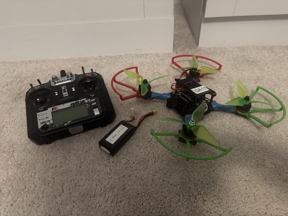 Custom-Built Carbon Fiber FPV Drone + FlySky FS16 Controller + 3S Battery