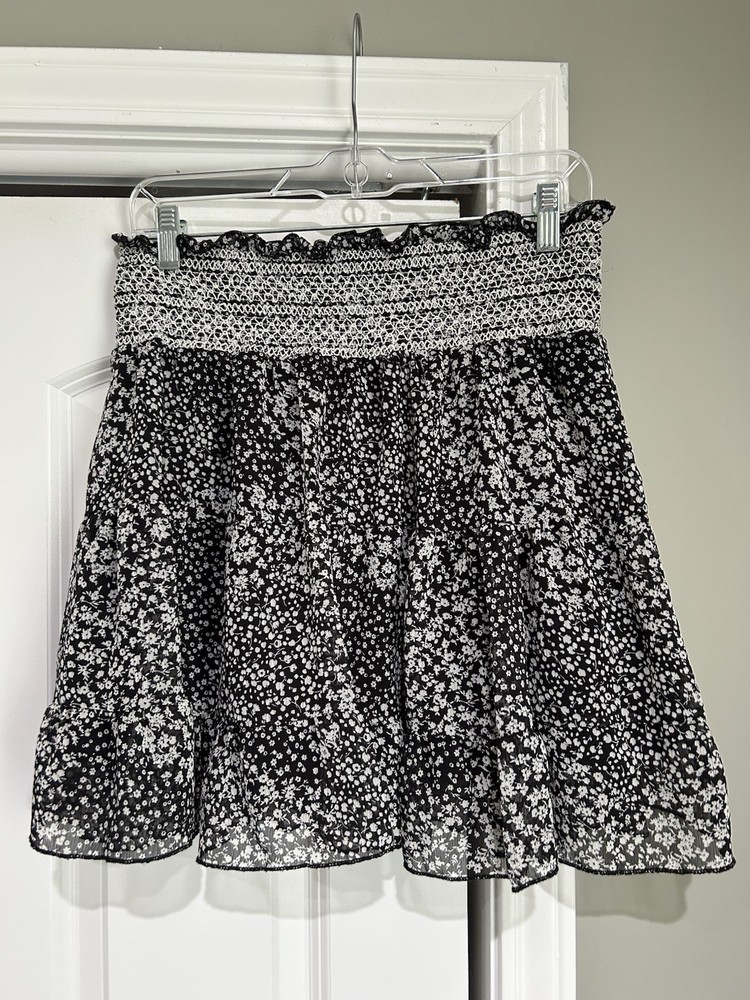 Altard State Floral Mini Skirt Size Large Ruffle Feminine NWT