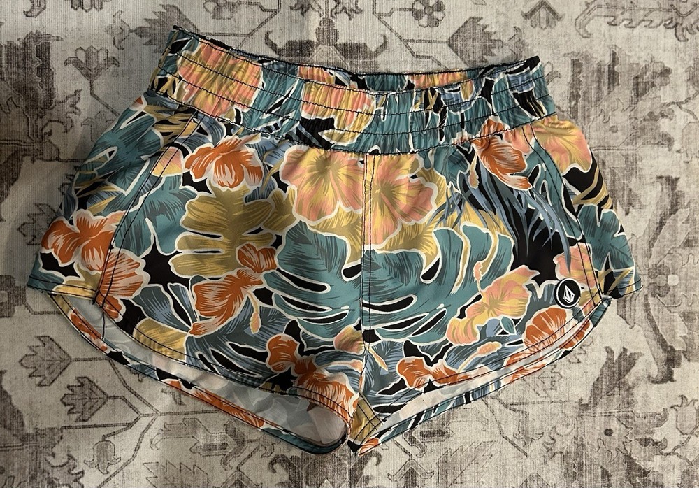 Volcom Board Shorts Womens XS
