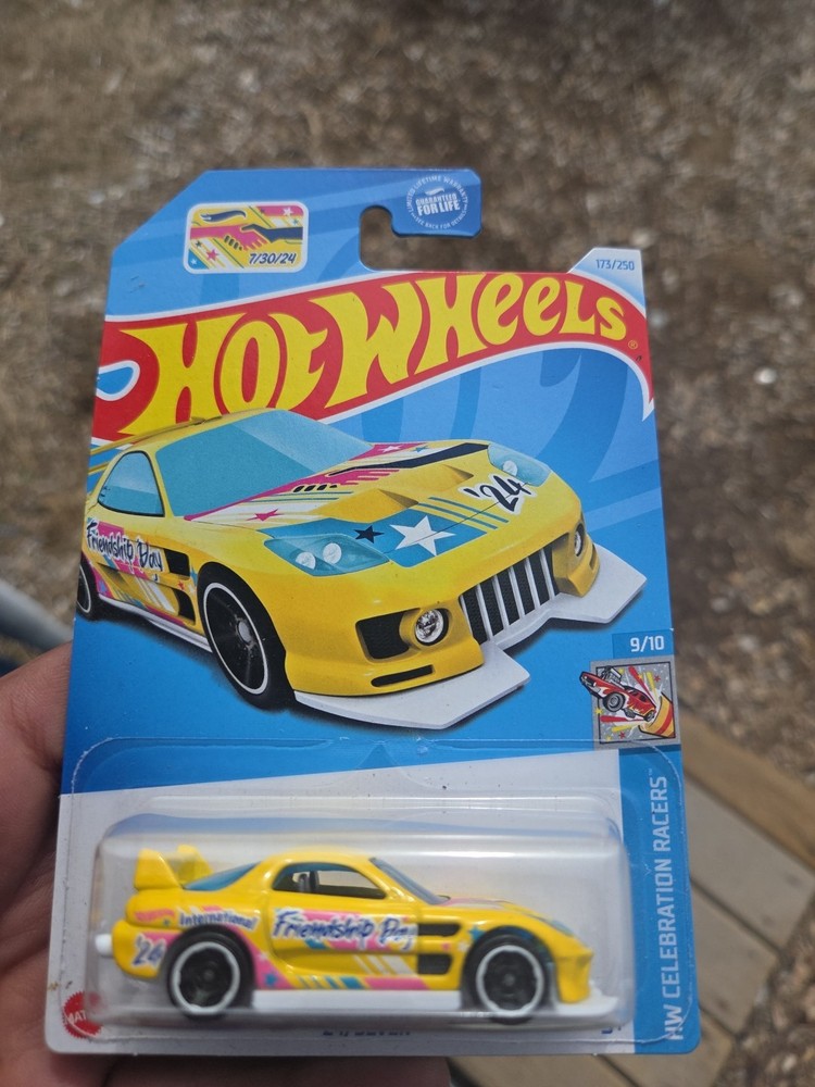 Hot Wheels Piledriver Diecast