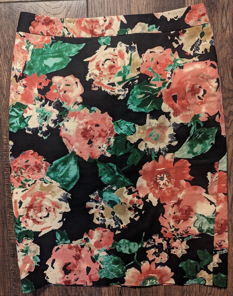 Talbots Floral Print Pencil Skirt Black Green Pink Stretch Cotton & Spandex Sz 2