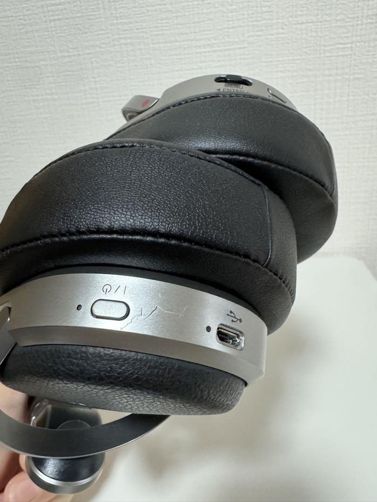 SONY MDR-HW700DS