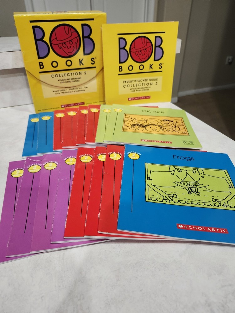 Bob Books Collection 2 Advancing Beginners and Word Families - Yellow - Box Set