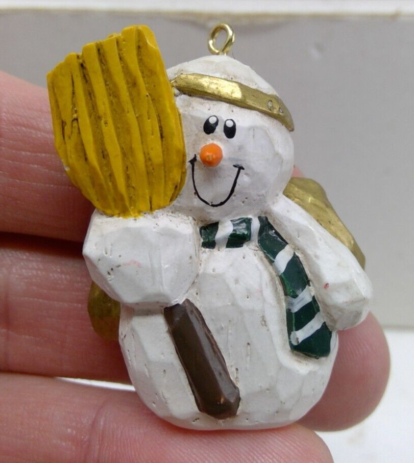 Eddie Walker Midwest Cannon Falls Miniature Snowman Angel Ornament