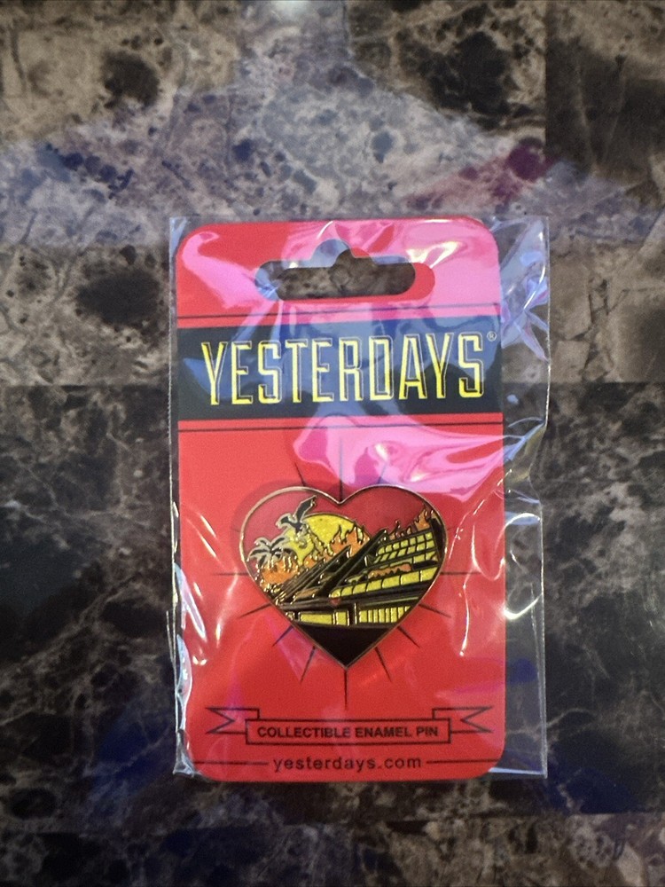 2024 SDCC Comic Yesterdays Heart variant enamel pin Friday Exclusive