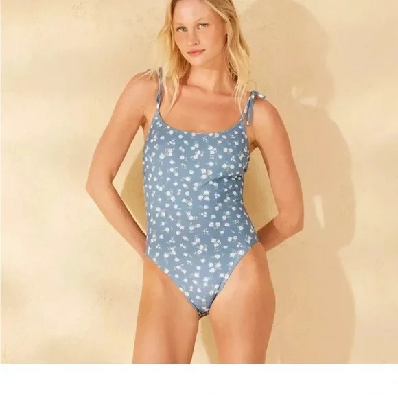 Women's Tie Shoulder Scoopneck Medium Coverage One Piece Swimsuit - XS