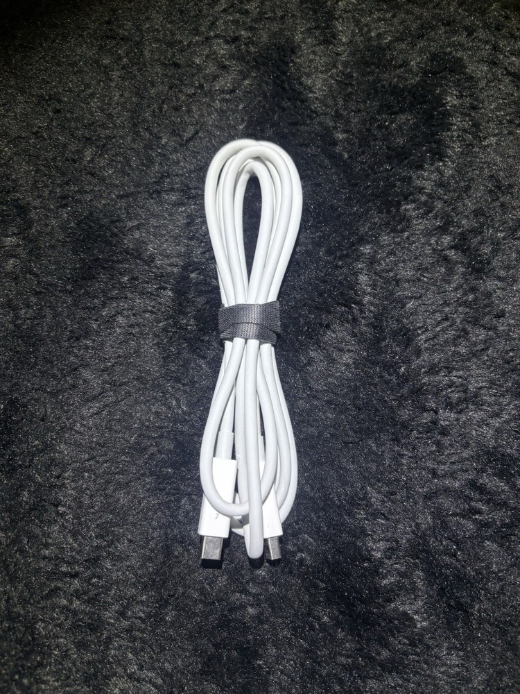 Genuine Apple Thunderbolt 2 Cable 2m 6.6ft OEM A1410 MD861LL/A White - TESTED