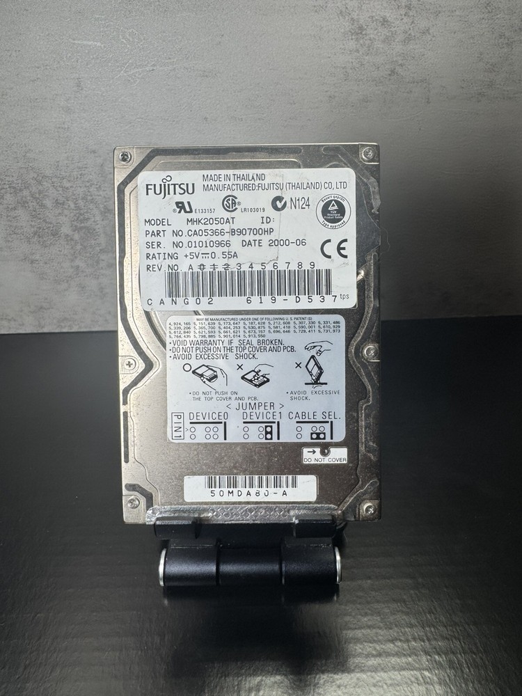 Fujitsu MHK2050AT 5GB 4200RPM IDE Ultra ATA/66 (ATA-5) 512KB Cache Hard Drive