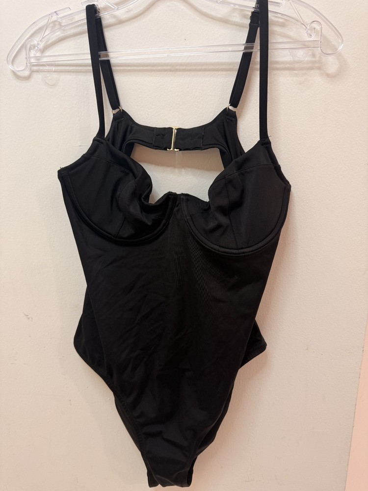 Victorias Secret Black Smooth Underwired One Piece Unpadded Swimsuit