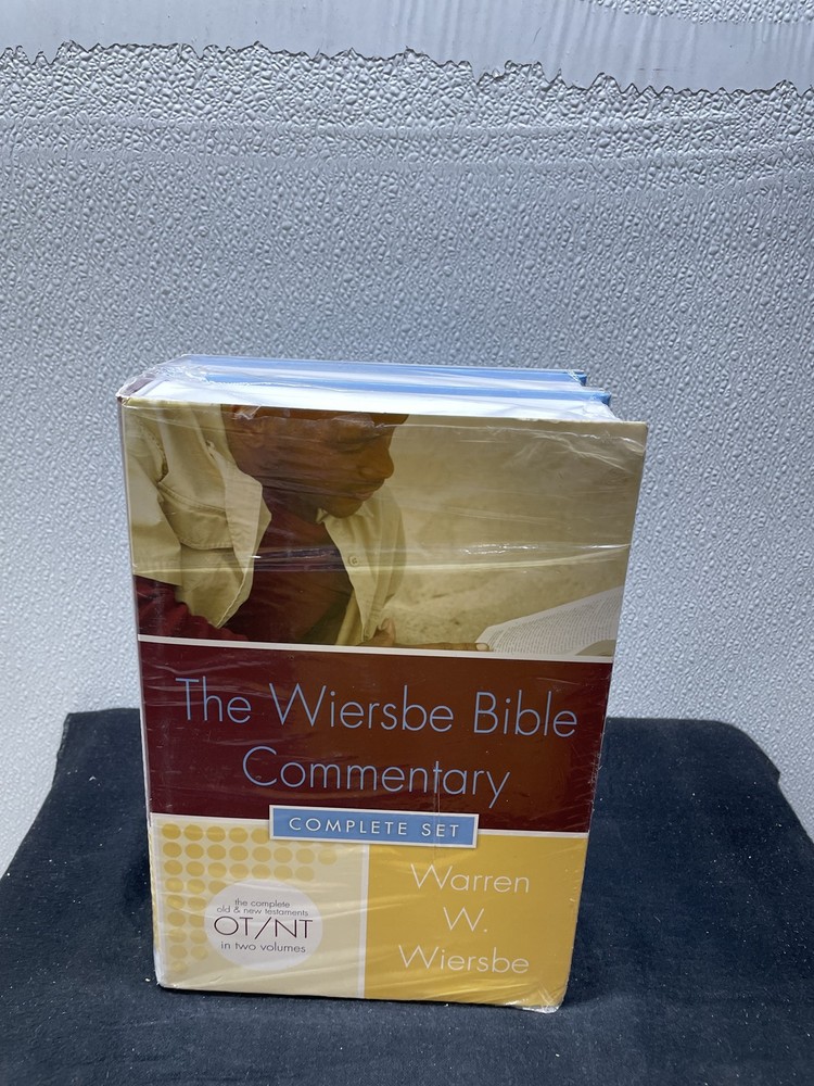 Wiersbe Bible Commentary 2-Vol Set Hardcover by Warren W. Wiersbe