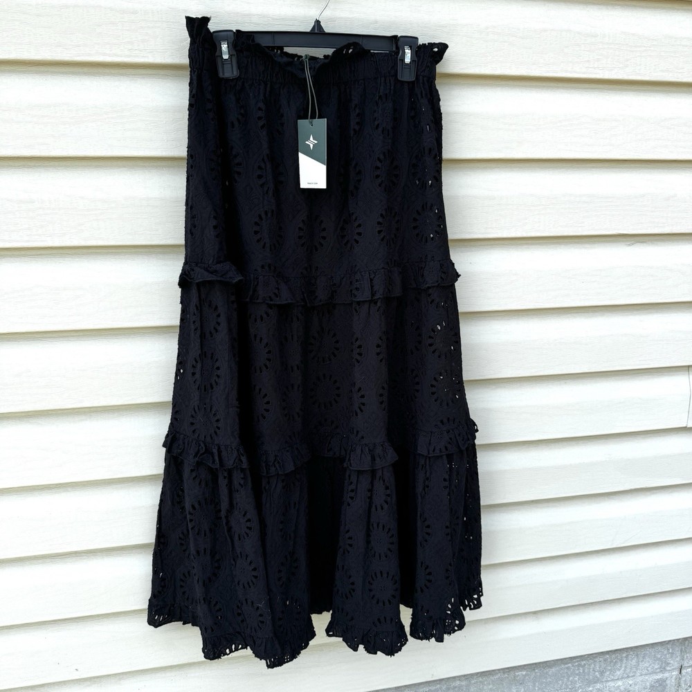 NWT TUCKERNUCK Black Eyelet Maxi Skirt Size small Unlined Women’s