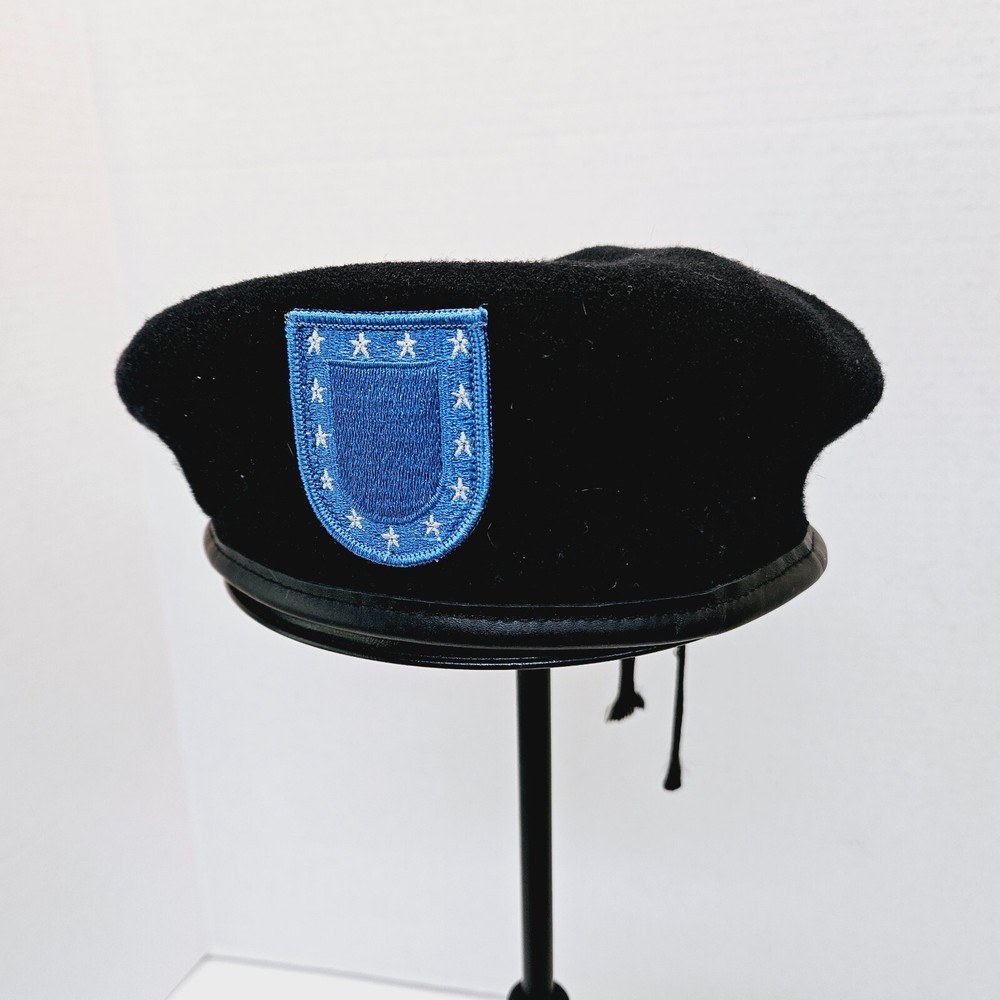 DLA Garrison Wool Beret Military Cap Size 7 1/4 Adult Green-image