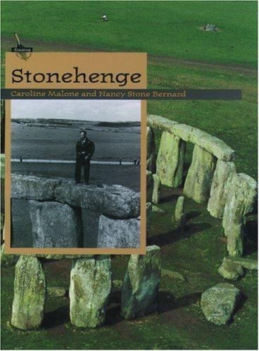 Stonehenge [Digging for the Past] [ Caroline Malone ] Used - Good