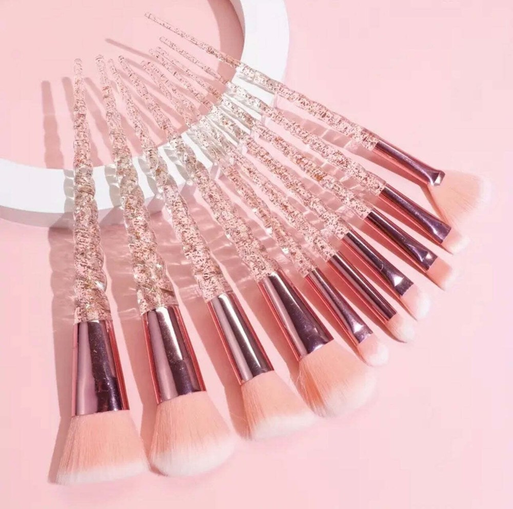 Luxury 10-Piece Oval Makeup Brush Set - Versatile & Unscented for Flawless