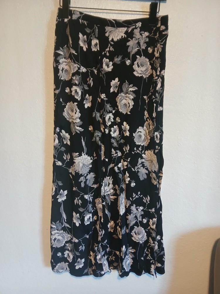 Wild Fable Floral Midi Skirt Size S
