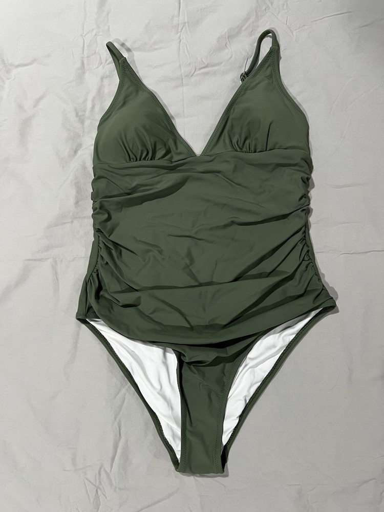 NWT Cupshe Green V-Neck Ruched Swimsuit