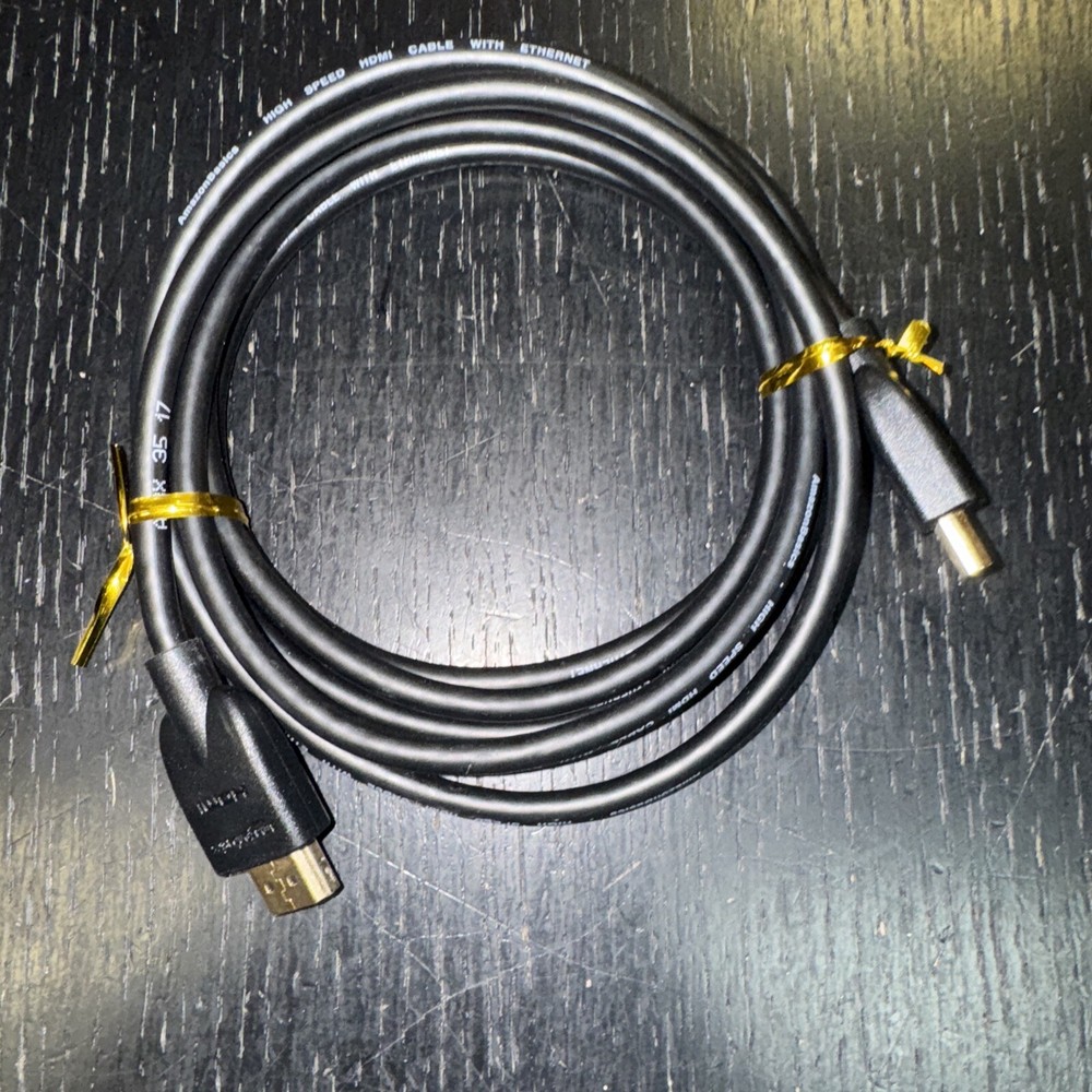 AmazonBasics 6ft High-Speed HDMI Cable for 4K Ultra HD-image