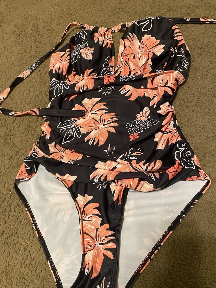 Women’s Black & Floral One Piece Swim Suit Size Small, Used