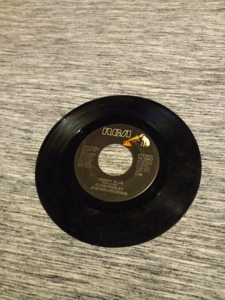 Elvis Presley, Moody Blue/She Thinks I Still Care, 1976,  45
