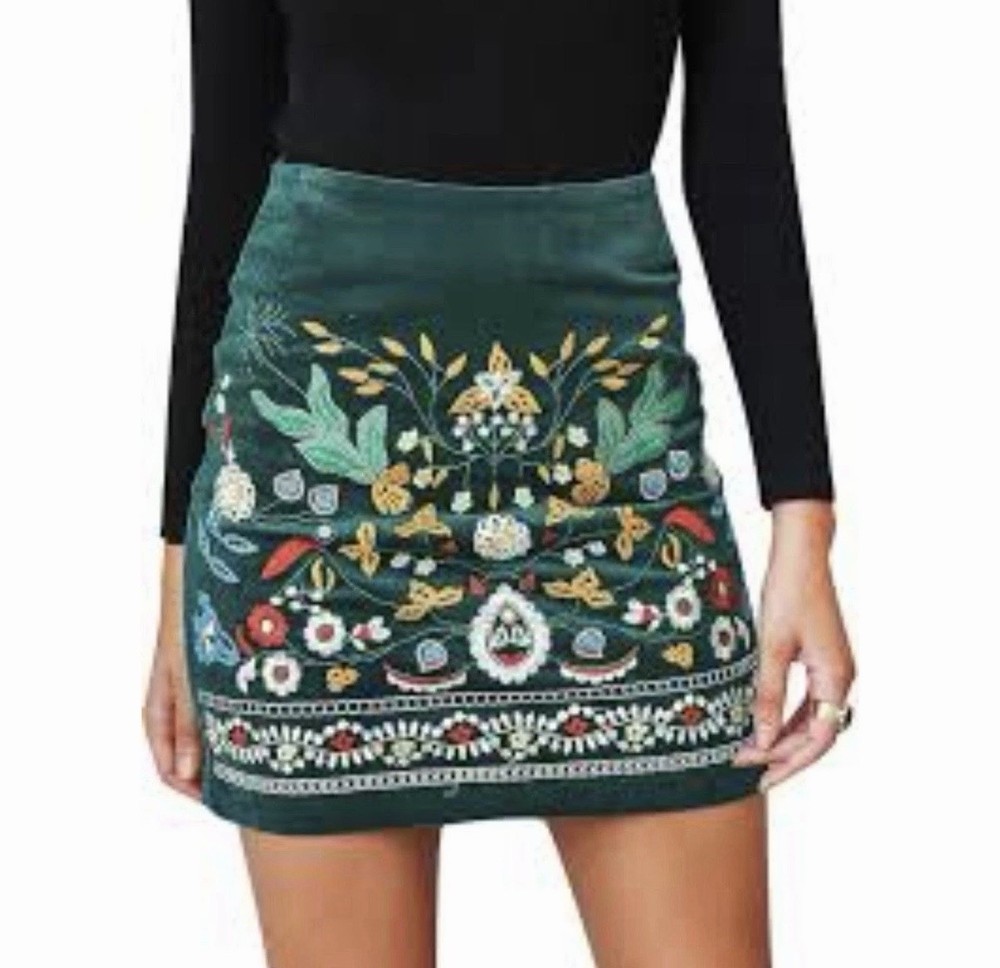 Embroidered Floral Teal Corduroy Mini Skirt by Simplee, Size Small