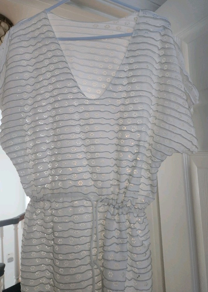 Summer Women’s Bathing Suit Cover-Up Medium,  A White Tie Waist