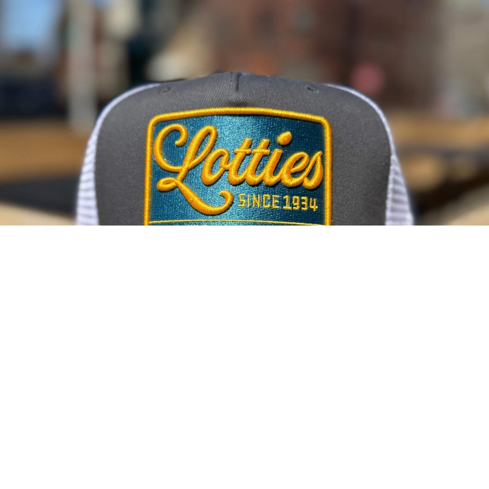 Lottie's Pub 
