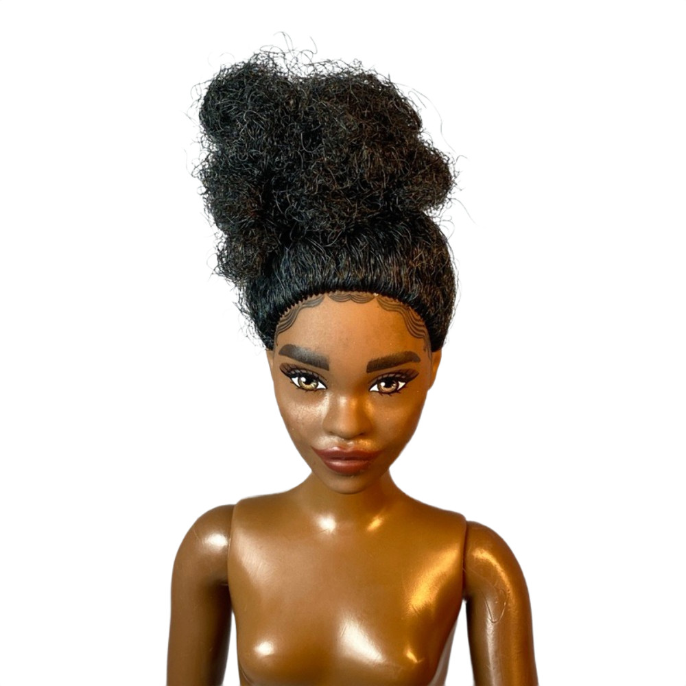2022 Fashionistas Barbie #HGX52