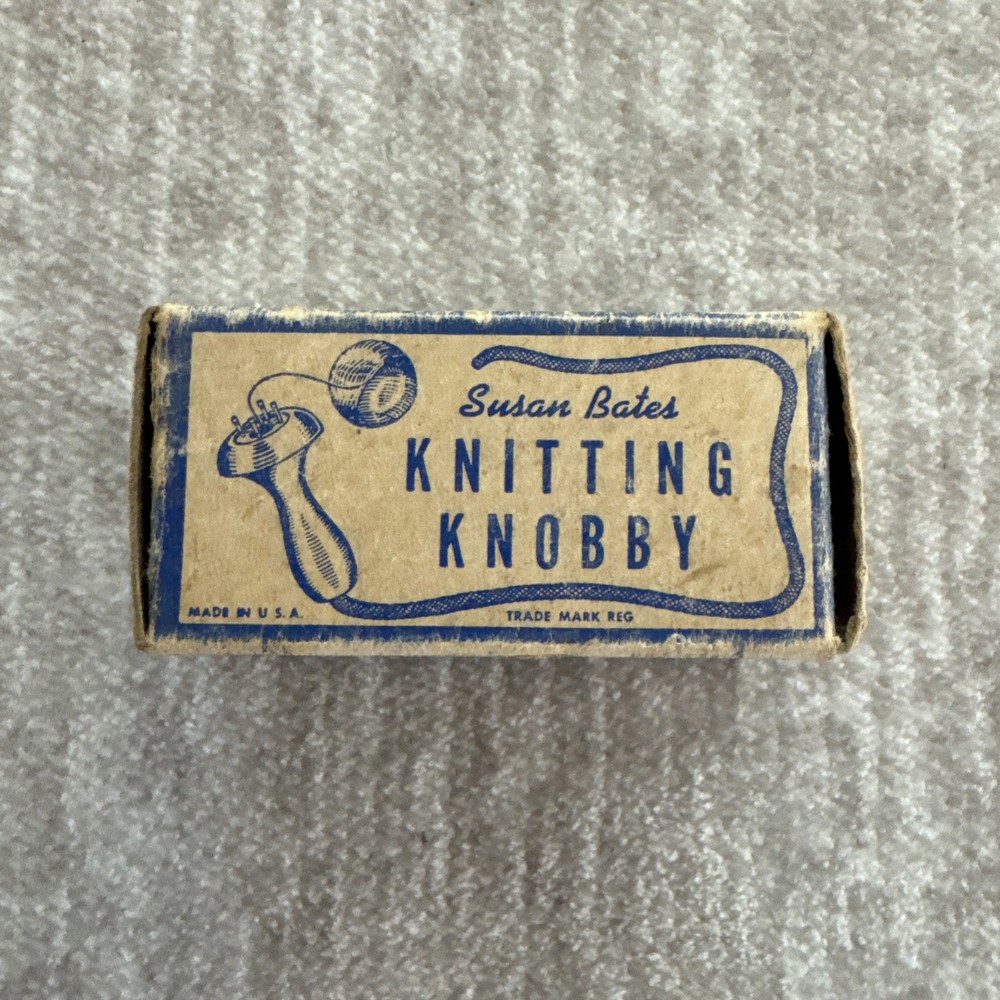 Vintage Susan Bates Knitting Knobby in Original Box